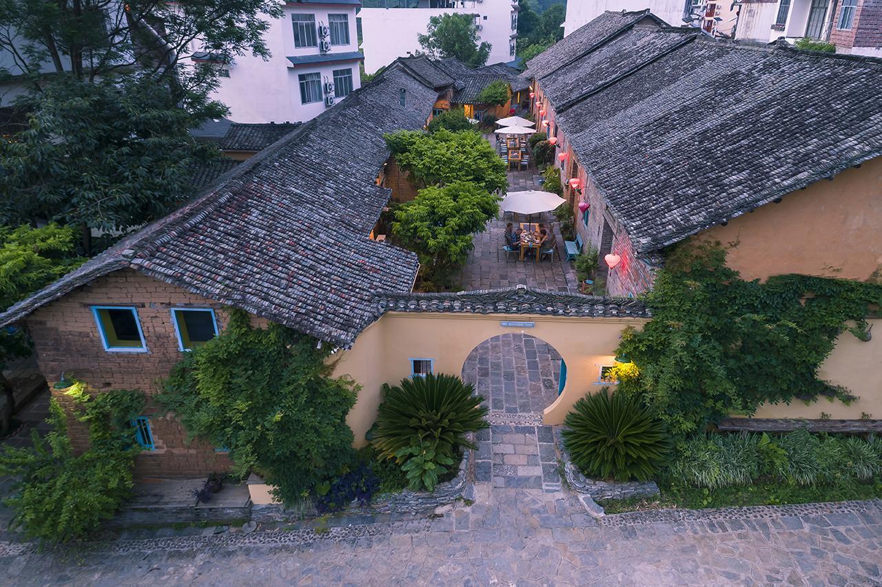 The Giggling Tree Hotell Yangshuo Exteriör bild