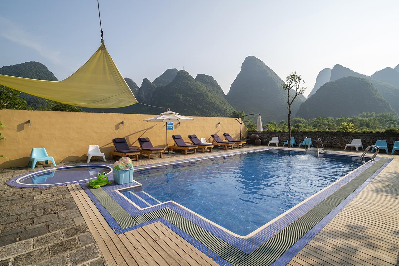 The Giggling Tree Hotell Yangshuo Exteriör bild